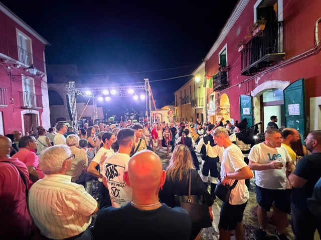 Buccino, si conclude con successo il “Festival della pasta fatta a mano- À la chiazza”