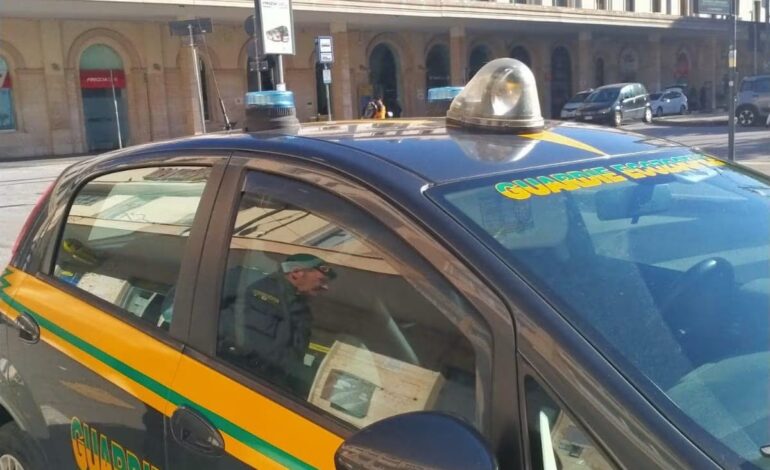 Salerno, lite in piazza Vittorio Veneto
