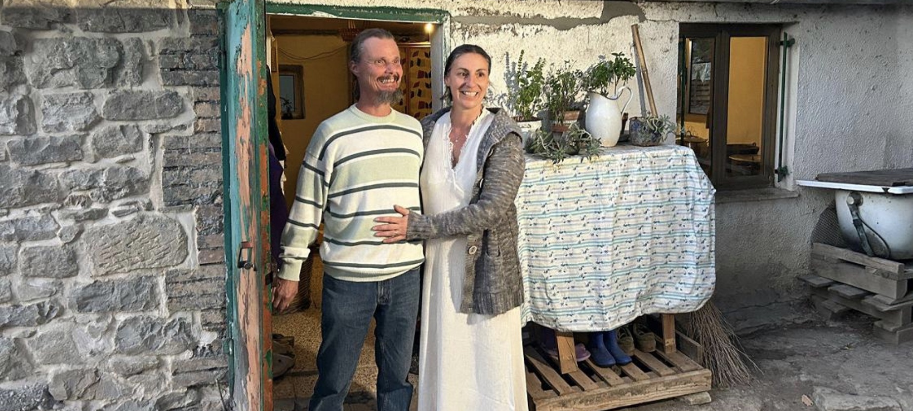 ‘La famiglia nel bosco’, il libro della madre arriva nel Cilento