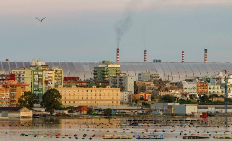 Ex Ilva, Cassazione rigetta ricorsi contro lo stop dell’area a caldo
