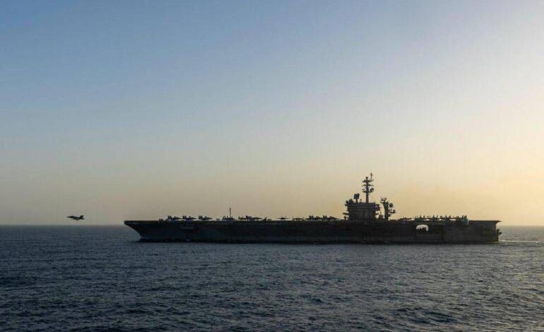 Iran, tre petroliere in fiamme nello Stretto di Hormuz dopo l’urto con mine