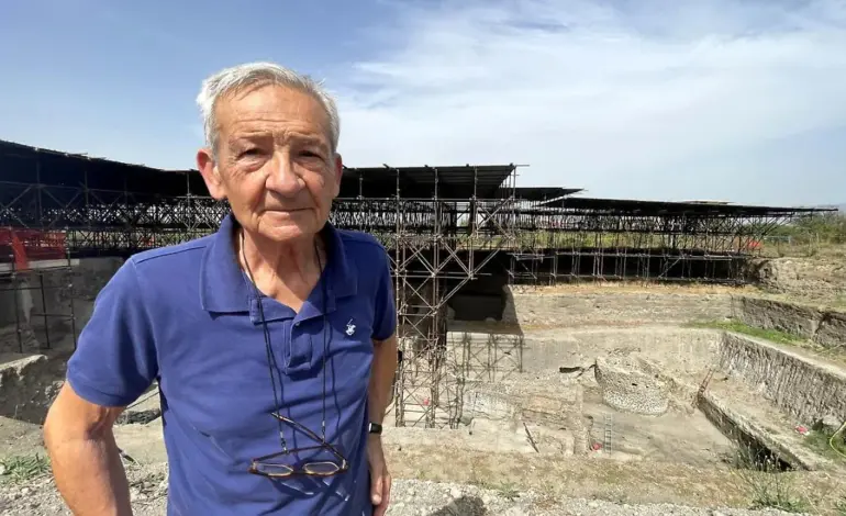 Addio all’archeologo Antonio De Simone